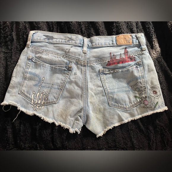 American Eagle Outfitters Vintage Festival Denim Women's Shorts. Size 4 - Picture 5 of 5